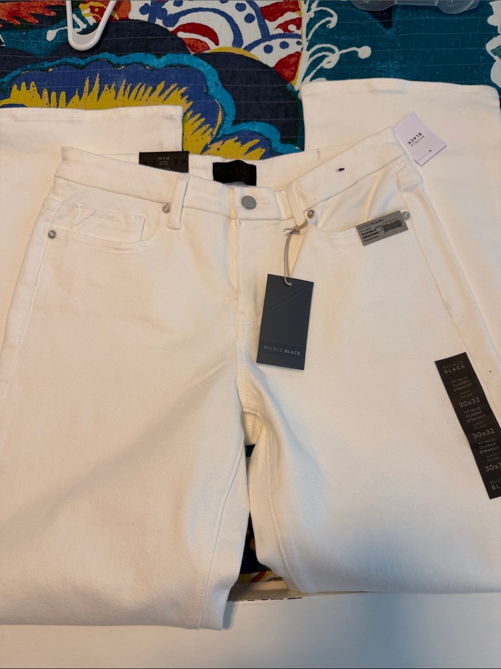 Buckle White Women's Jeans Fit 23 Classic Straight